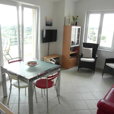 Apartment Bentley - Sea-view - 2 Bedroom Premantura