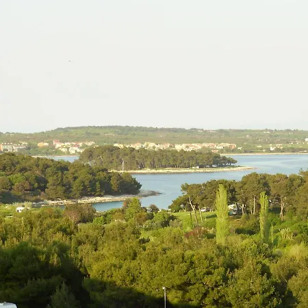 Bentley - Sea-view - 2 Bedroom